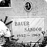 Sándor Bauer’s grave in Budapest (Wikipedia Commons)