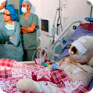 Il 28 dicembre il presidente bin Ali fece visita al giovane agonizzante in ospedale (Fonte: AFP)
