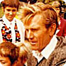 Městečko Rippicha 1974 - farář Oskar Brüsewitz a „jeho“ děti na cestě ke hřišti (foto: Karl-Adolf Zechzdroj: RHG Berlin)