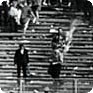 Stadion Desetiletí 8. září 1968, snímky pochází z filmu natočeného tajnou policií (Zdroj: IPN)
